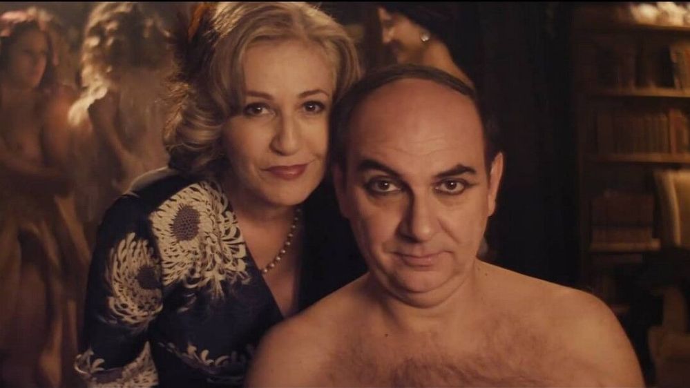 Neruda in dramatic makeup