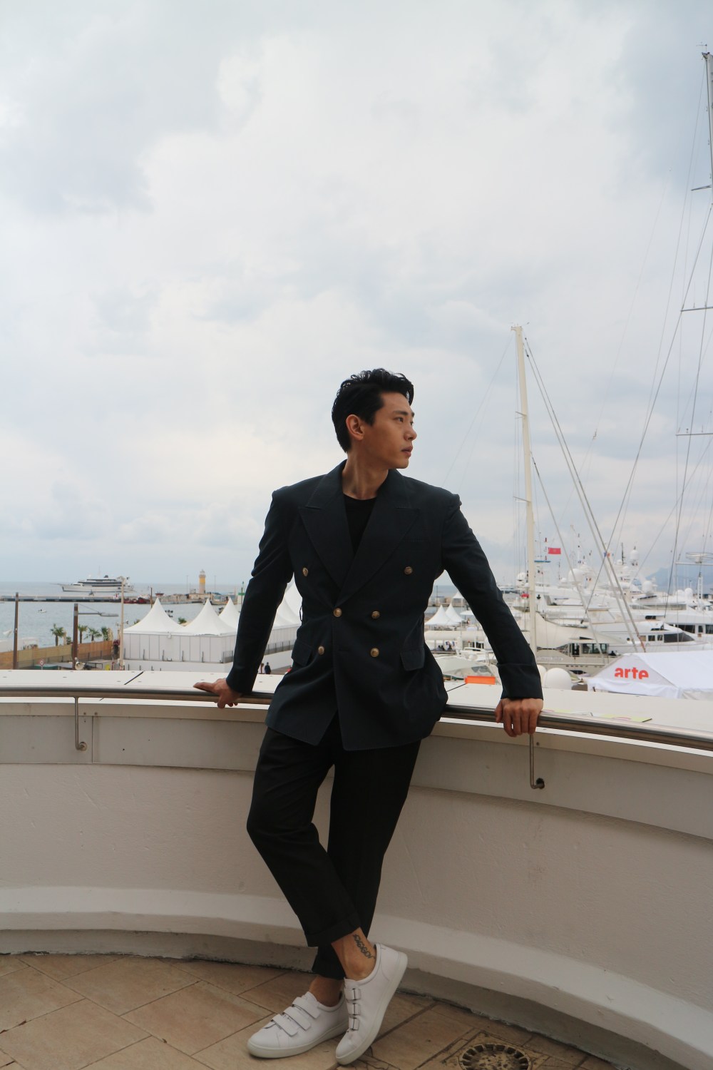 [CJES Entertainment] TEO YOO_film leto(2)