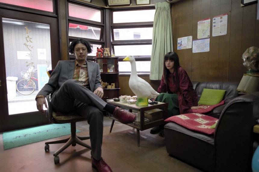 film180420_roomlaundering_1