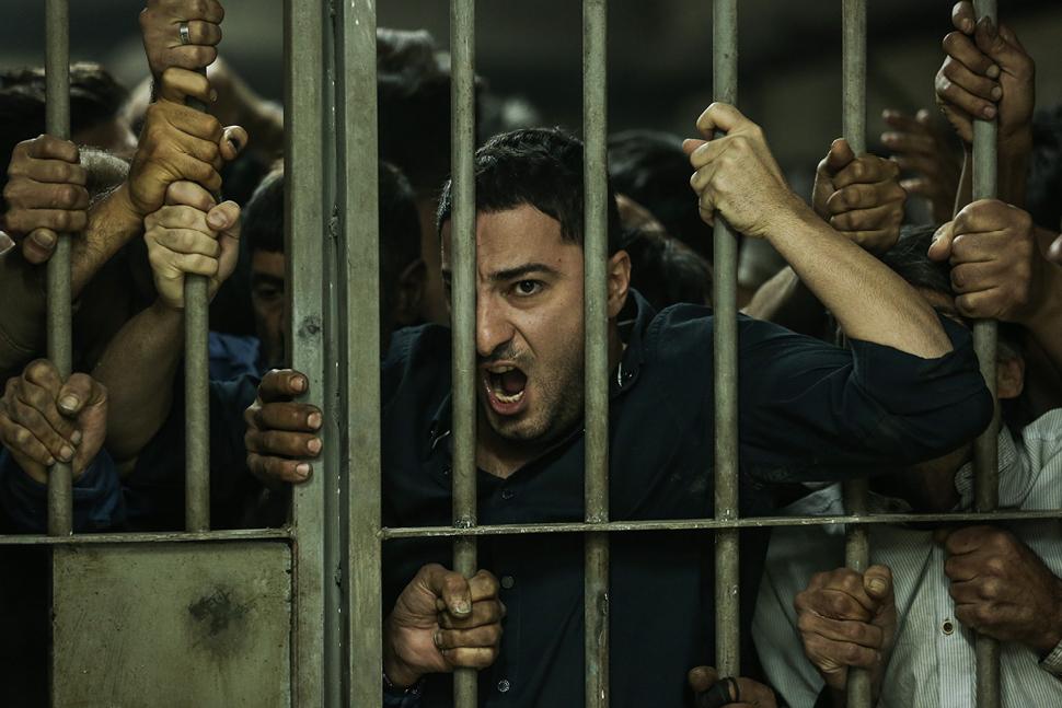 MV5BNmYyZjE3NDEtYTNmZS00ZGRkLThkNTUtNjRkYTNmNDE1YmJkXkEyXkFqcGdeQXVyNjkxOTM4ODY@._V1_