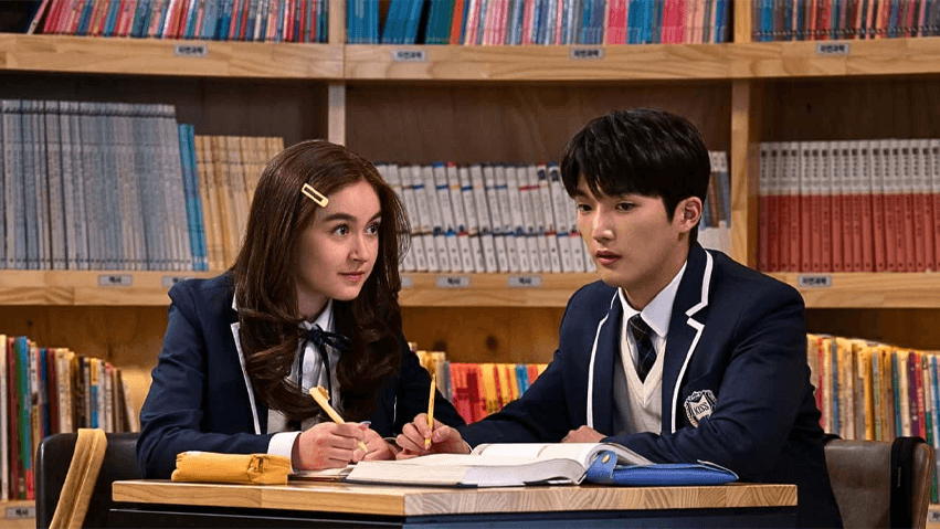 Kitty (Anna Cathcart) and Dae (Choi Min-yeong) of "XO, Kitty" / Image © Netflix 2023