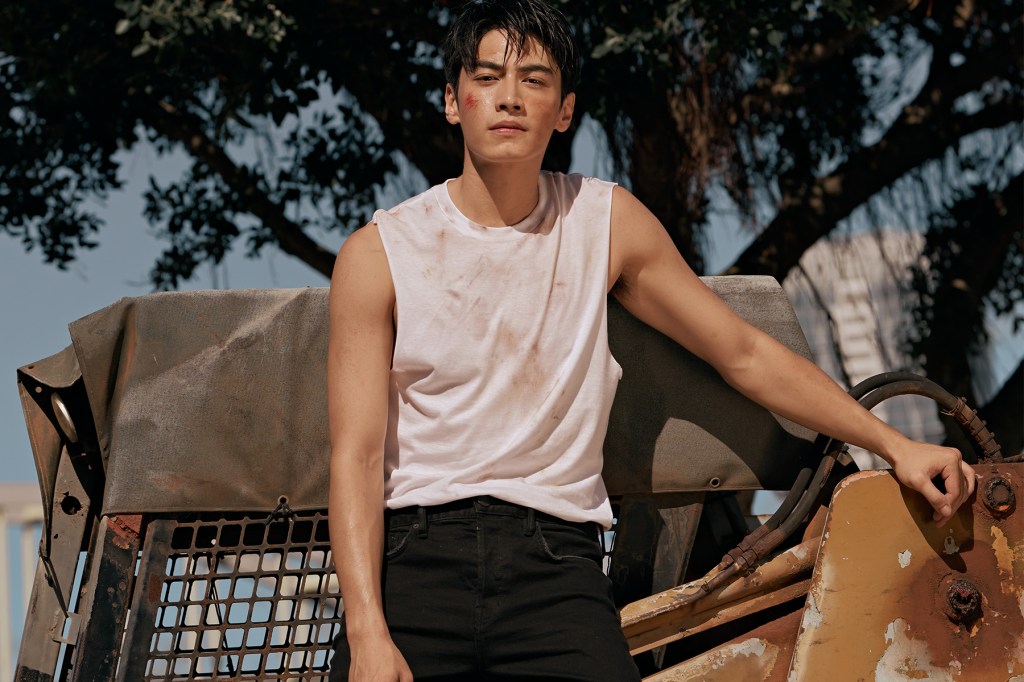 Not content with conquering the world of acting alone, Edison Song has also made a name for himself as a singer / Image © SPW Studio