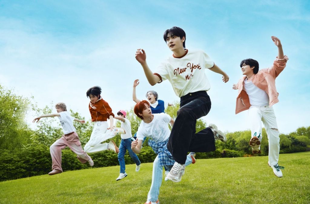 Jump high to the sky and reach for the stars you so rightfully deserve! TRENDZ spoke to us about their new release, DREAMLIKE, and the invaluable support of their fans.￼￼￼￼￼￼/ Image ©  Global H