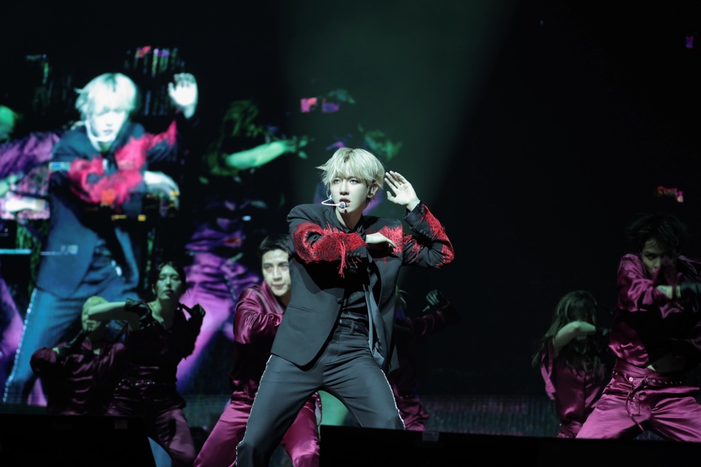 Baekhyun in London: A Powerful and Passionate Performance on the