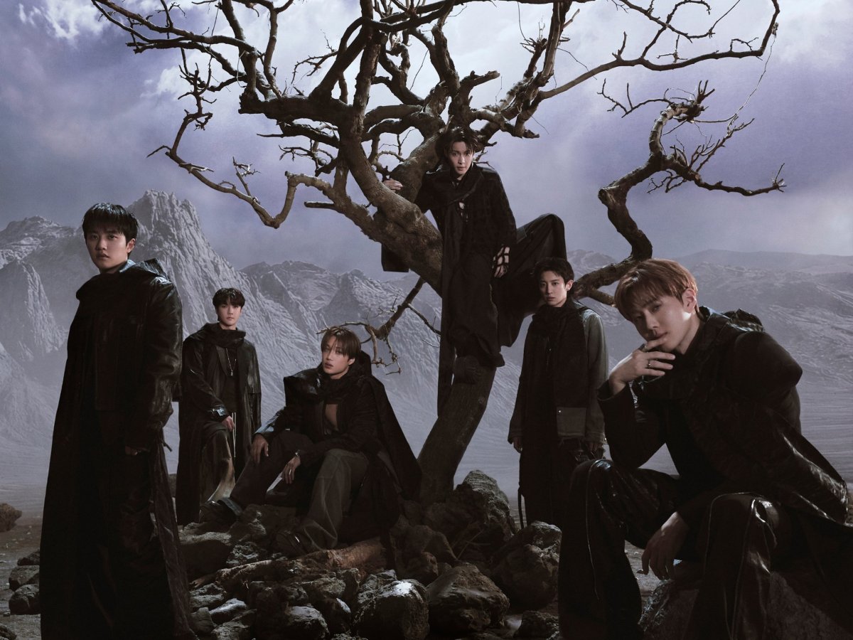 EXO Return to Their Universe With Eighth Studio Album “REVERXE”